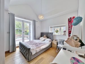 Photo 18- click for photo gallery